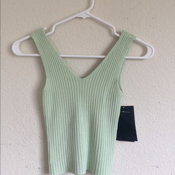 Brandy Melville pastel green rina tank top - Picture 3 of 6